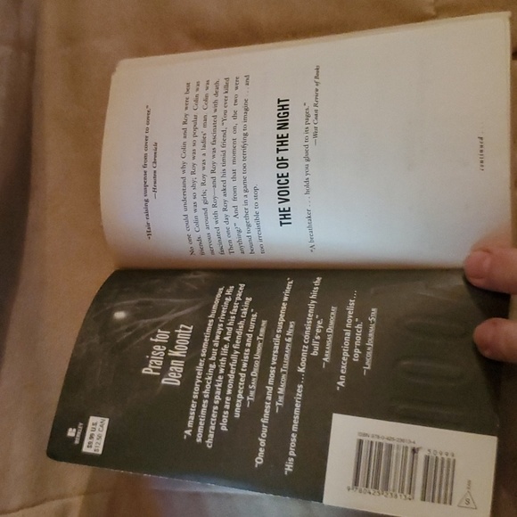 GUC:  Dean R. Koontz Books - Picture 10 of 17